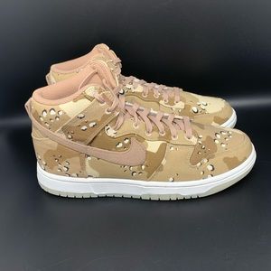 Nike Dunk High Desert Camo Shoes Men's Sz‎ 7 / Women's sz 8.5